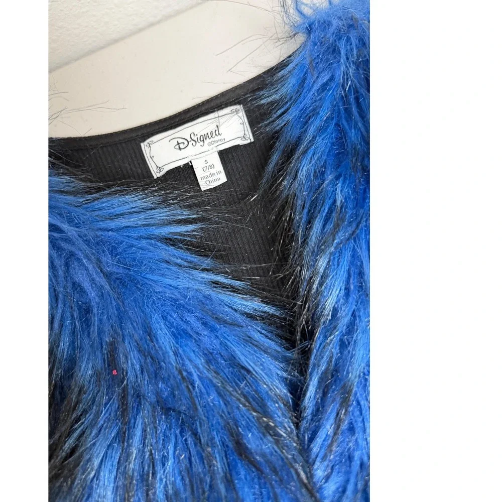 D-Signed Disney Girls Blue Black Faux Fur Ribbed Back Vest Size S 7/8 Baddiecore